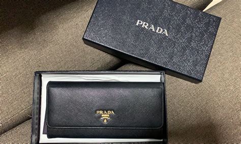 prada ladies wallet singapore price